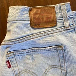 Levi’s 501 boot cut size 28